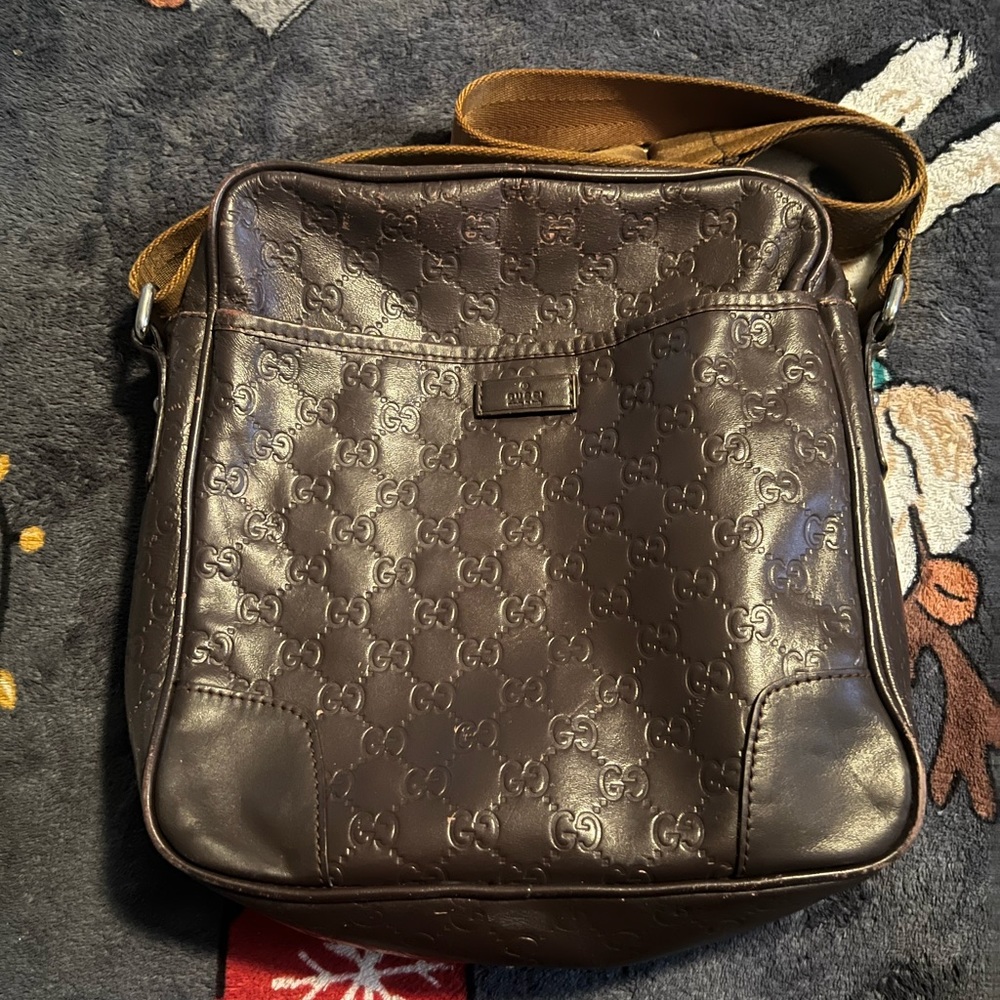 Gucci purse